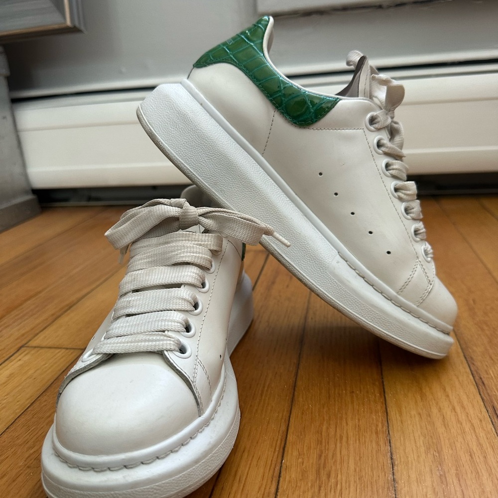 Alexander McQueen Oversized Sneakers
White & Green Croc-Print Leather Size 37.5 - Picture 13 of 16